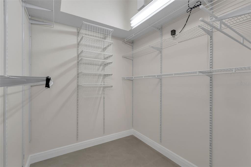 2626 Raccoon Run Lane Orlando, FL 32837 - Photo 29 of 62 a view of a room