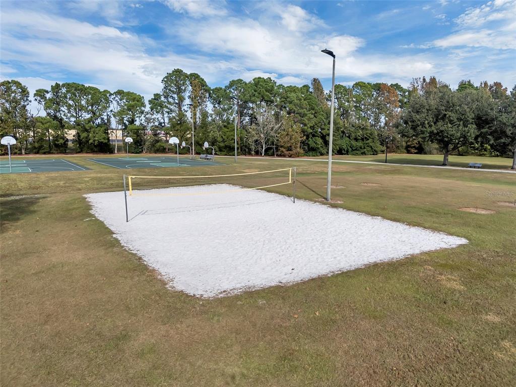 2626 Raccoon Run Lane Orlando, FL 32837 - Photo 54 of 62 a view of a tennis court