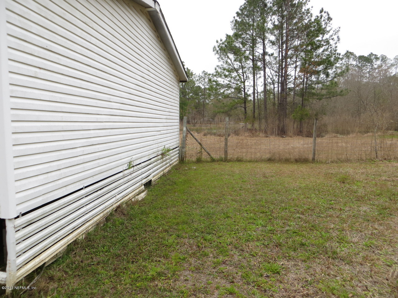 4082 Bronco Road Middleburg, FL 32068 - Photo 17 of 17 a view of a backyard