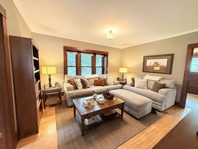 $265,000 | 216 South 9th Street, Montevideo, MN 56265