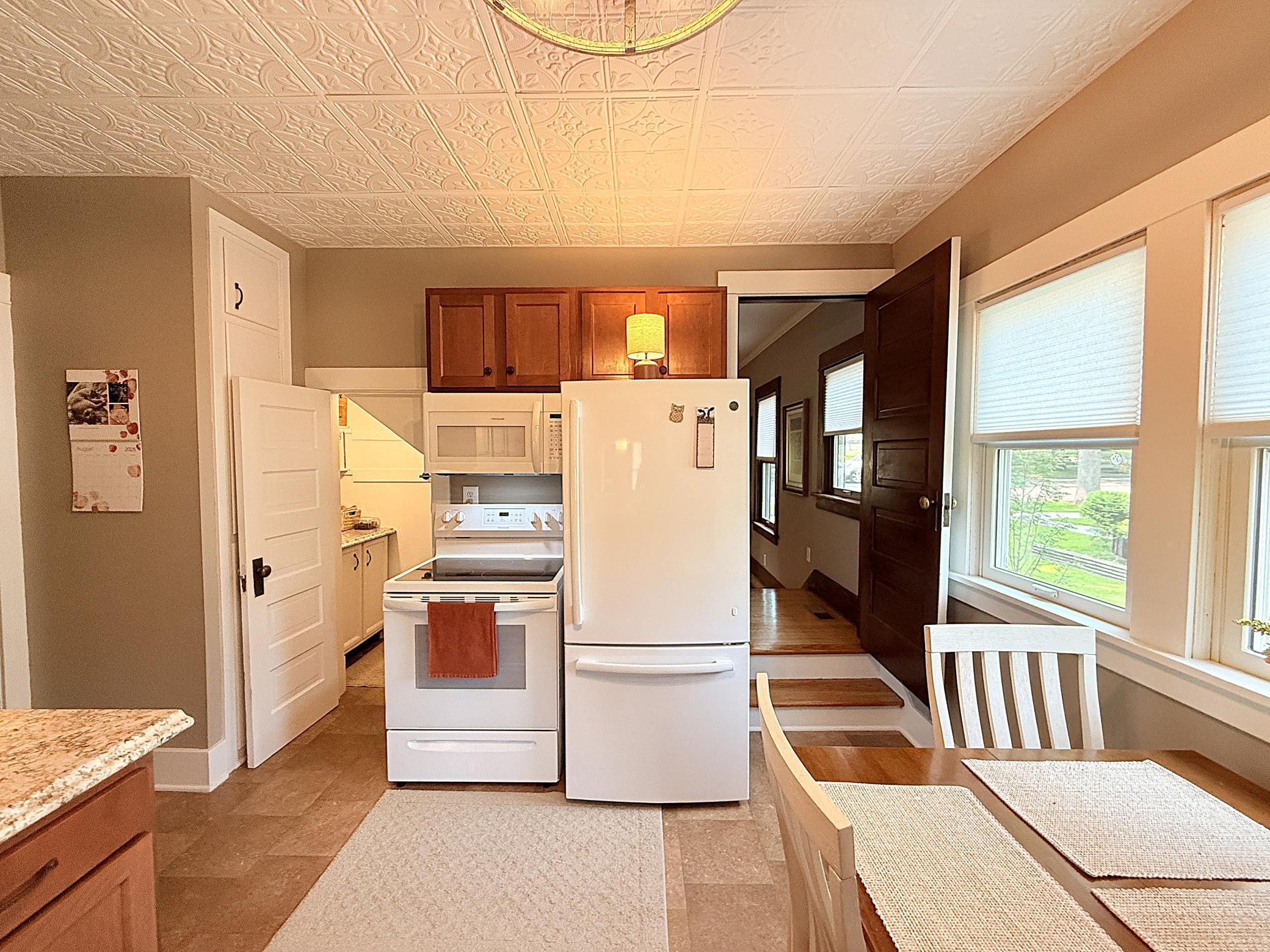 216 South 9th Street Montevideo, MN 56265 - Photo 27 of 63