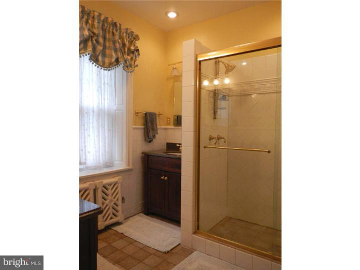 200 South Chester Road Swarthmore, PA 19081 - Photo 12 of 24 Bathroom