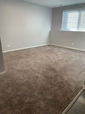 $2,750 | 416 Conservatory Lane, Aurora, IL 60502