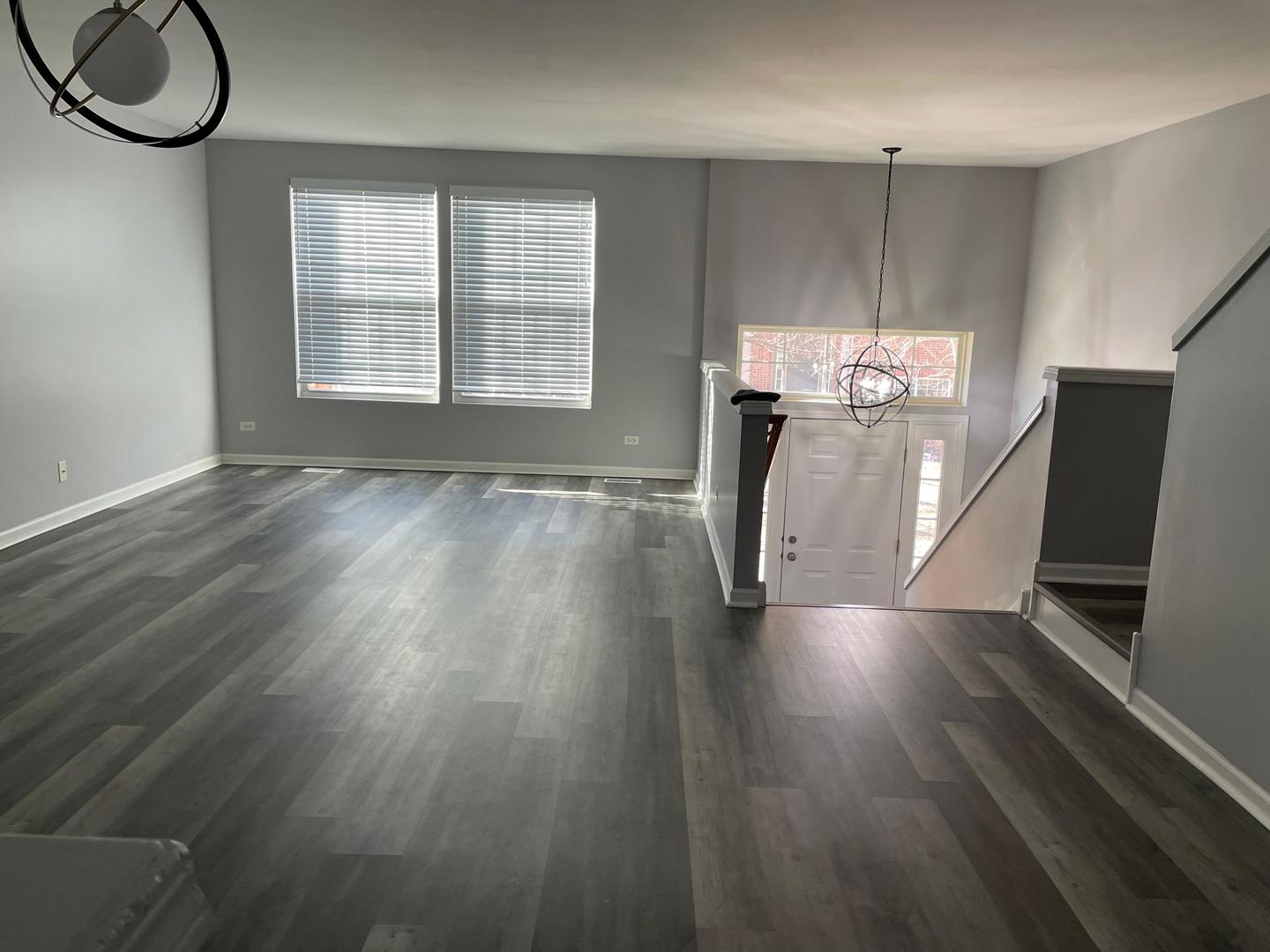 416 Conservatory Lane Aurora, IL 60502 - Photo 2 of 28