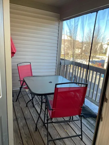 $2,750 | 416 Conservatory Lane, Aurora, IL 60502