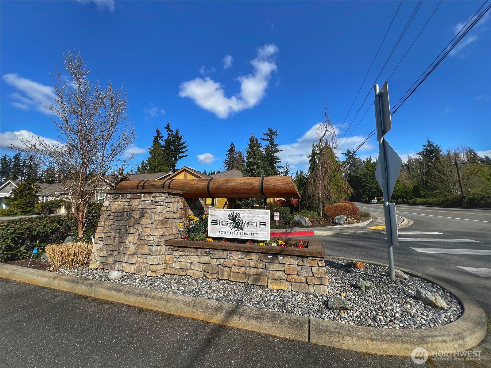 1886 Silver Loop Mount Vernon, WA 98274 - Photo 2 of 36 a view of a backyard