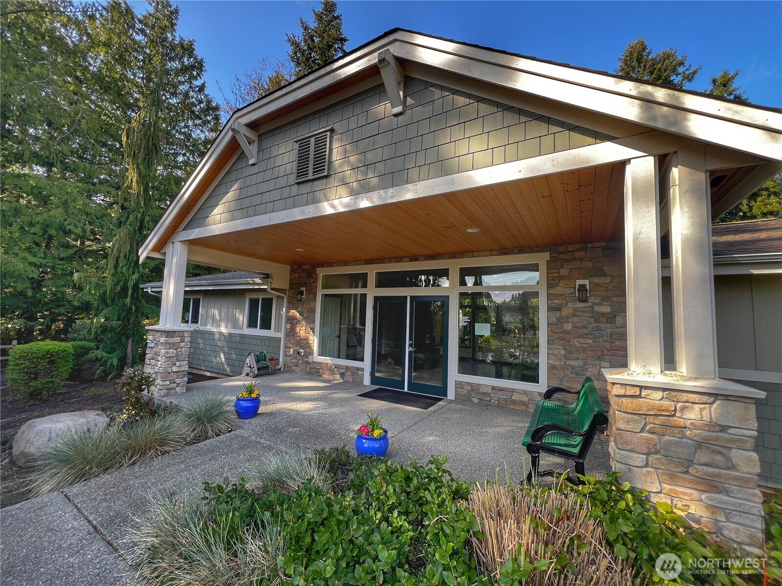 1886 Silver Loop Mount Vernon, WA 98274 - Photo 34 of 36 a house view with a garden space