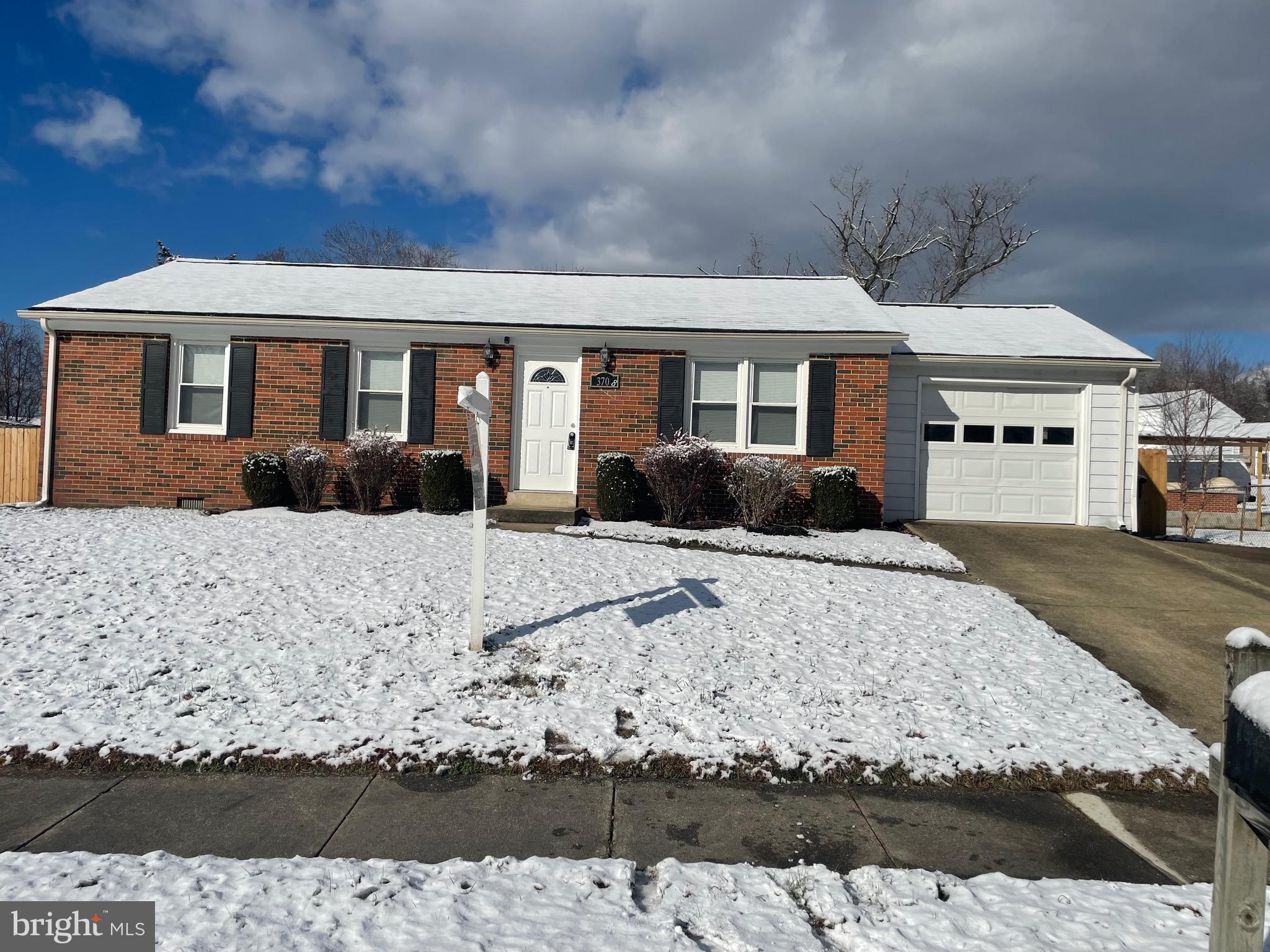 3708 Blackwater Road Clinton, MD 20735 - Photo 4 of 11