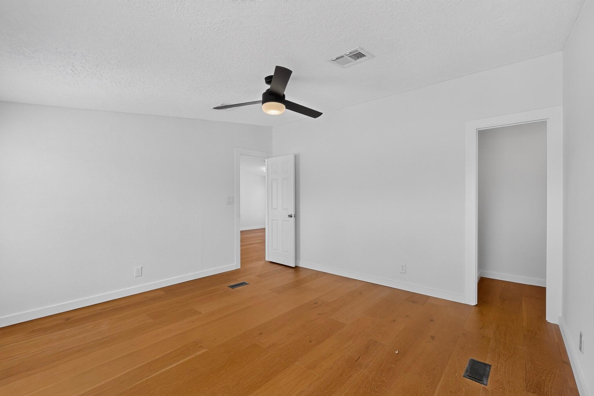 517 1st Street Northeast Rio Rancho, NM 87124 - Photo 18 of 57 Gallery Image 18