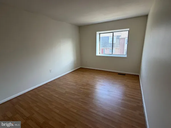 $398,000 | 4597 Logsdon Drive, Unit 36, Annandale, VA 22003