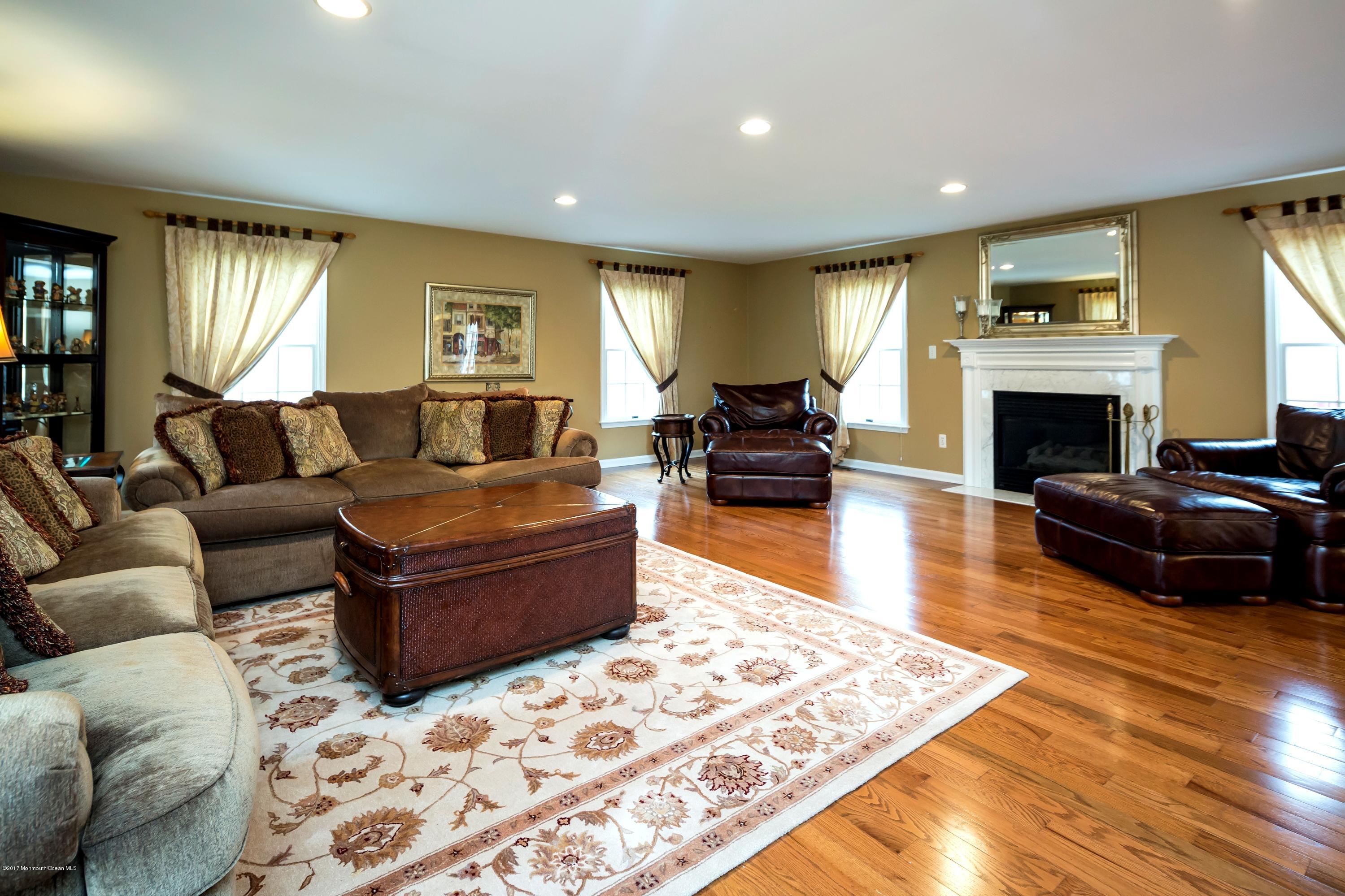 26 Hamilton Hill Road Lincroft, NJ 07738 - Photo 12 of 36 26 Hamilton Hill Rd Great Room 2