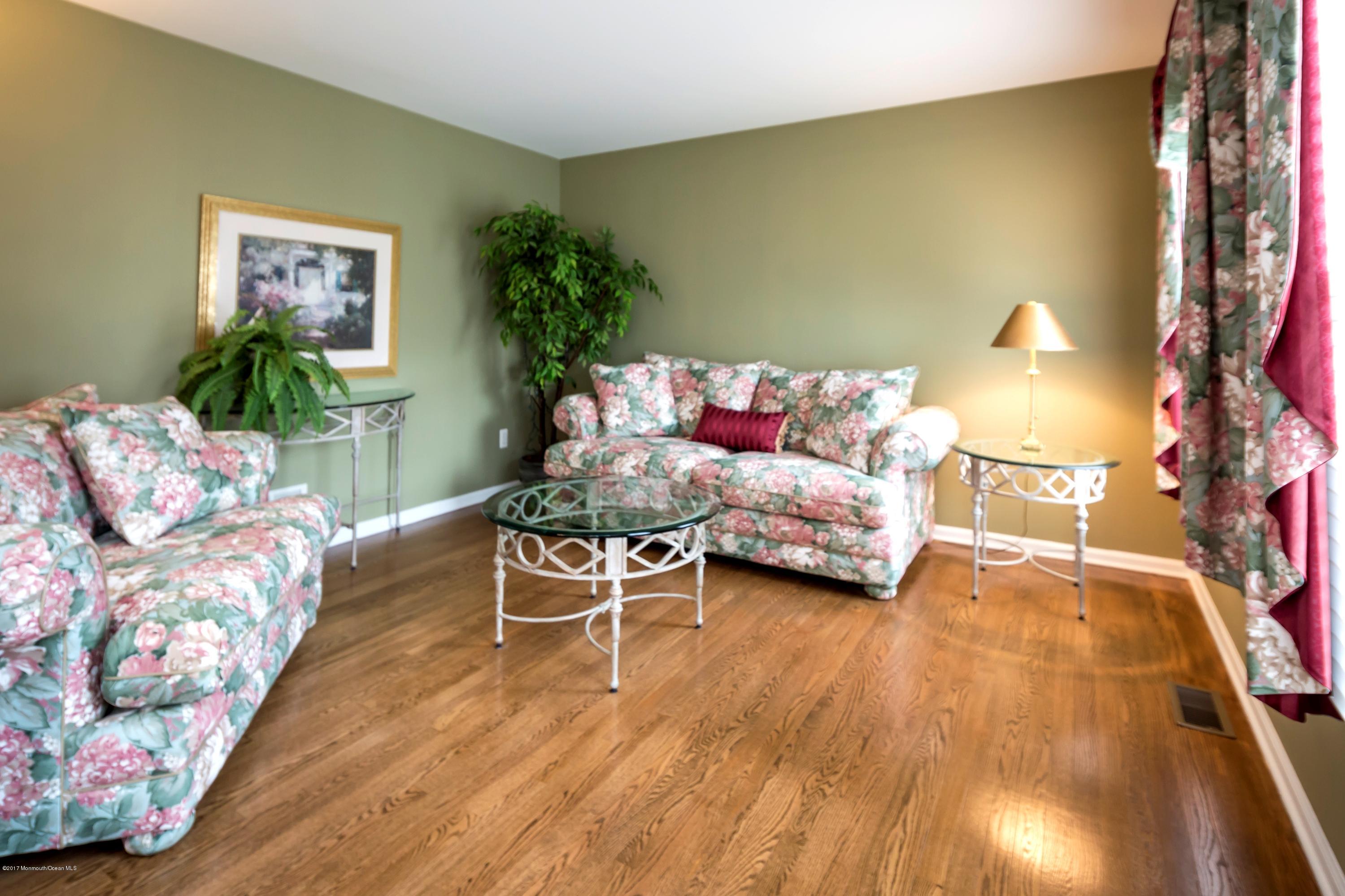 26 Hamilton Hill Road Lincroft, NJ 07738 - Photo 19 of 36 26 Hamilton Hill Rd Sitting Rm Or Office