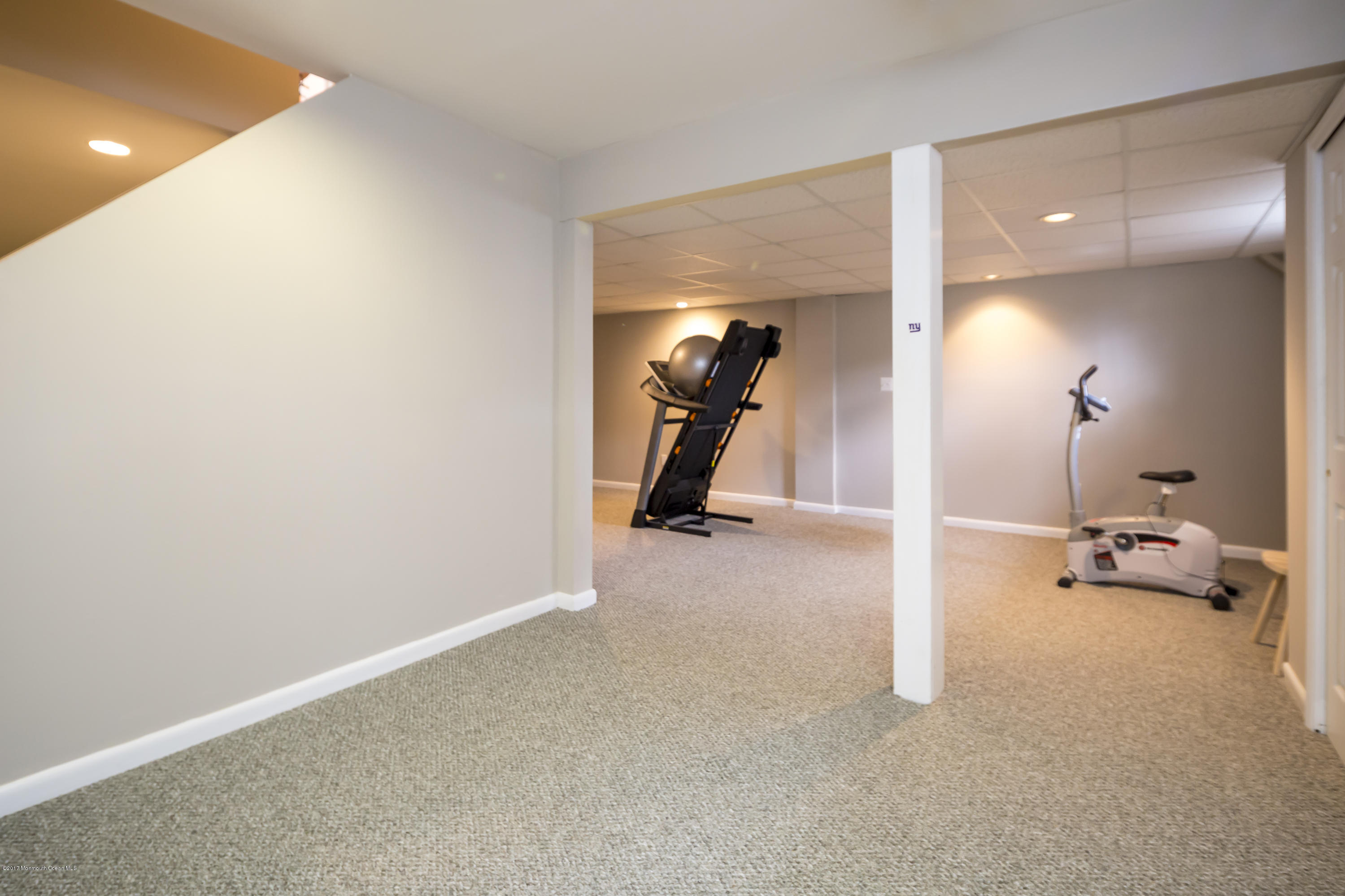 26 Hamilton Hill Road Lincroft, NJ 07738 - Photo 29 of 36 26 Hamilton Hill Rd Office Arae Lower-Le