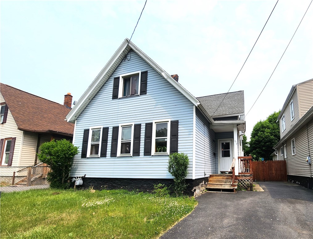 274 Alphonse Street Rochester, NY 14621 - Photo 1 of 1