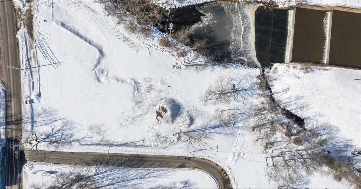 256 Privilege Street Woonsocket, RI 02895 - Photo 22 of 36