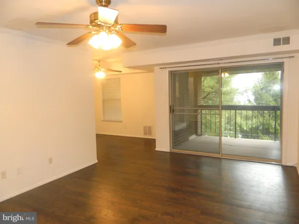 $2,200 | 7925 Coriander Drive, Unit 12, Gaithersburg, MD 20879