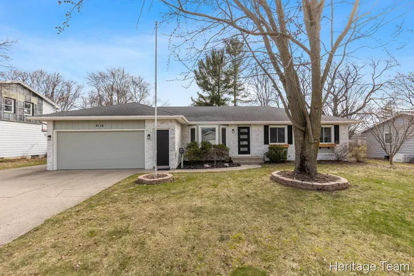 $414,900 | 8116 Birchwood Avenue, Jenison, MI 49428