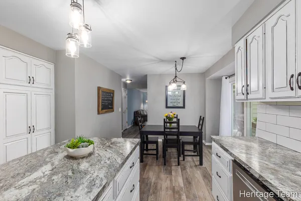 $414,900 | 8116 Birchwood Avenue, Jenison, MI 49428