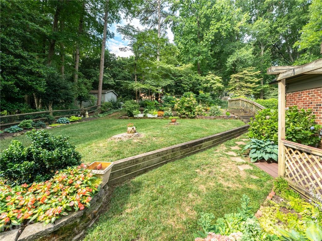 6108 Brace Road Charlotte, NC 28211 - Photo 31 of 45 Gallery Image 31