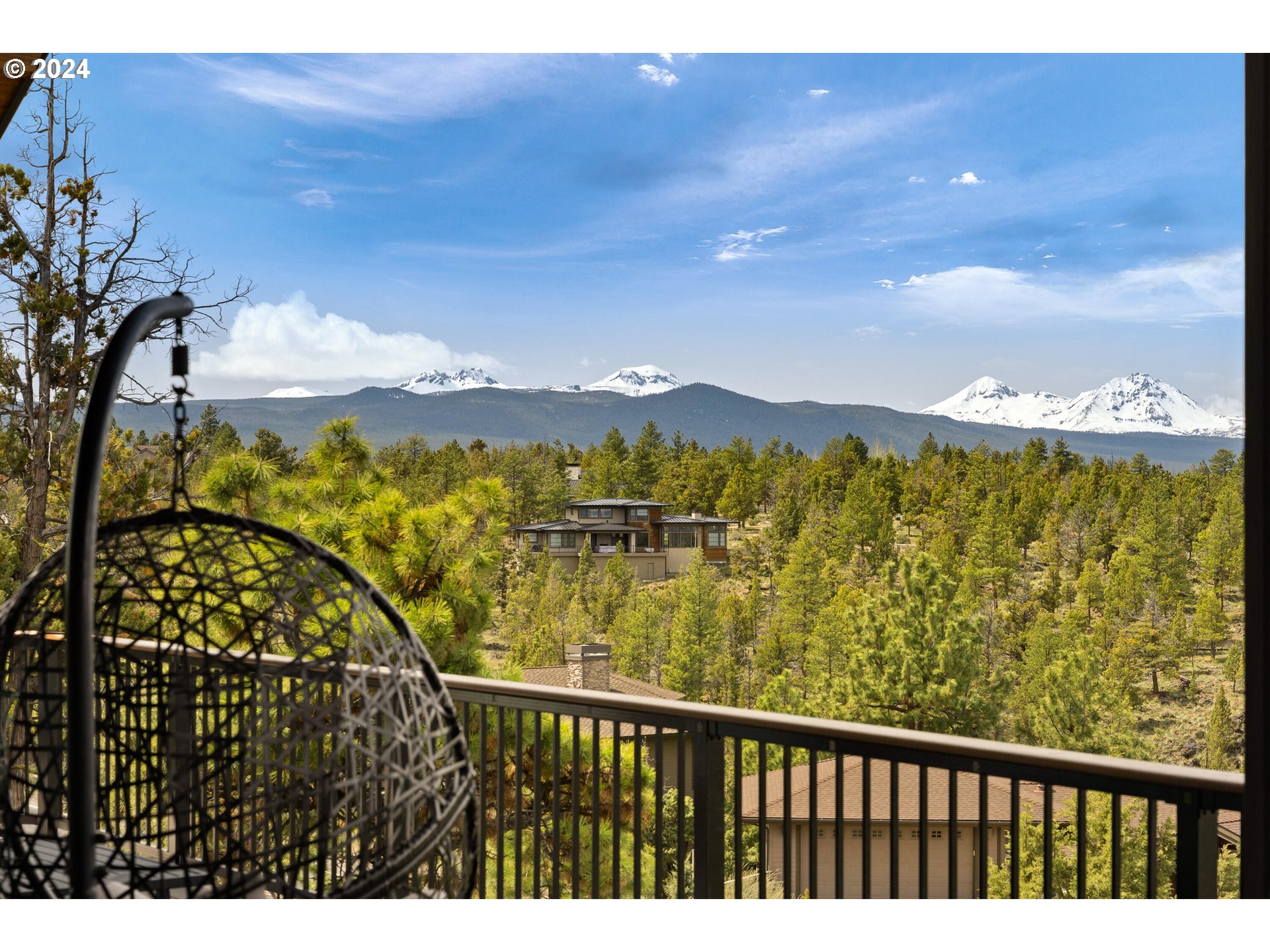 1265 Archie Briggs Road Bend, OR 97703 - Photo 5 of 44 Gallery Image 5