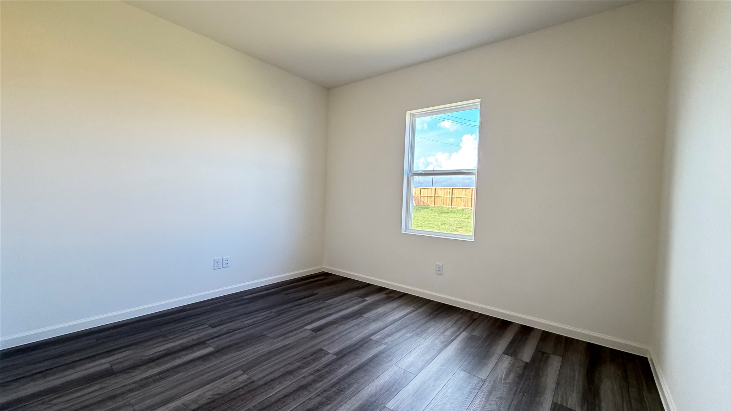 3103 Diamond Vw Lane Angleton, TX 77515 - Photo 5 of 17