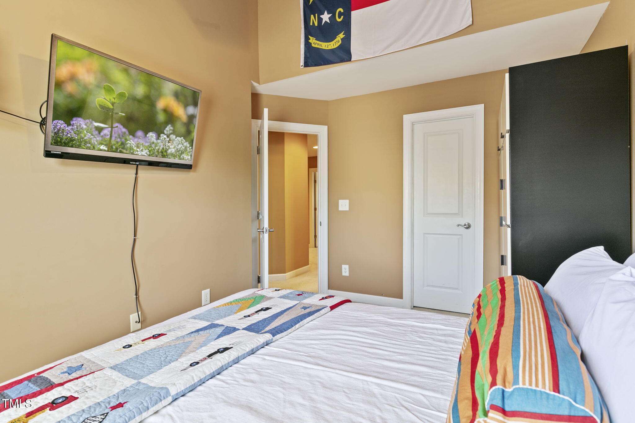 140 Sunstone Drive Cary, NC 27519 - Photo 29 of 41 24-web-or-mls-140-sunstone-dr-cary-nc-us