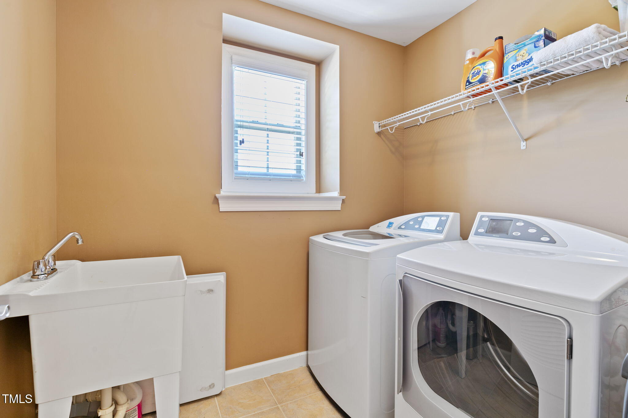 140 Sunstone Drive Cary, NC 27519 - Photo 31 of 41 26-web-or-mls-140-sunstone-dr-cary-nc-us