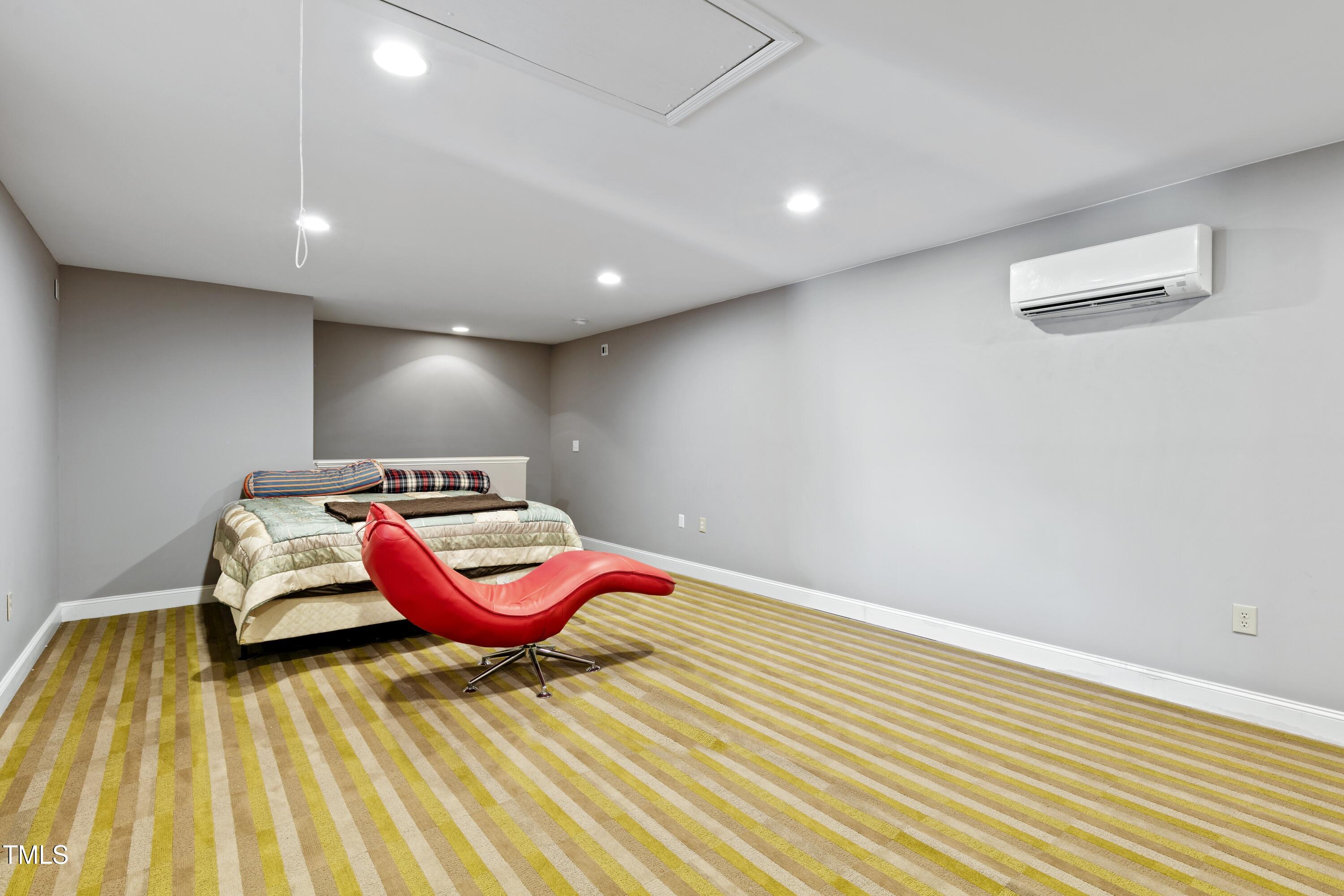 140 Sunstone Drive Cary, NC 27519 - Photo 33 of 41 140-sunstone-dr-cary-nc-usa-035