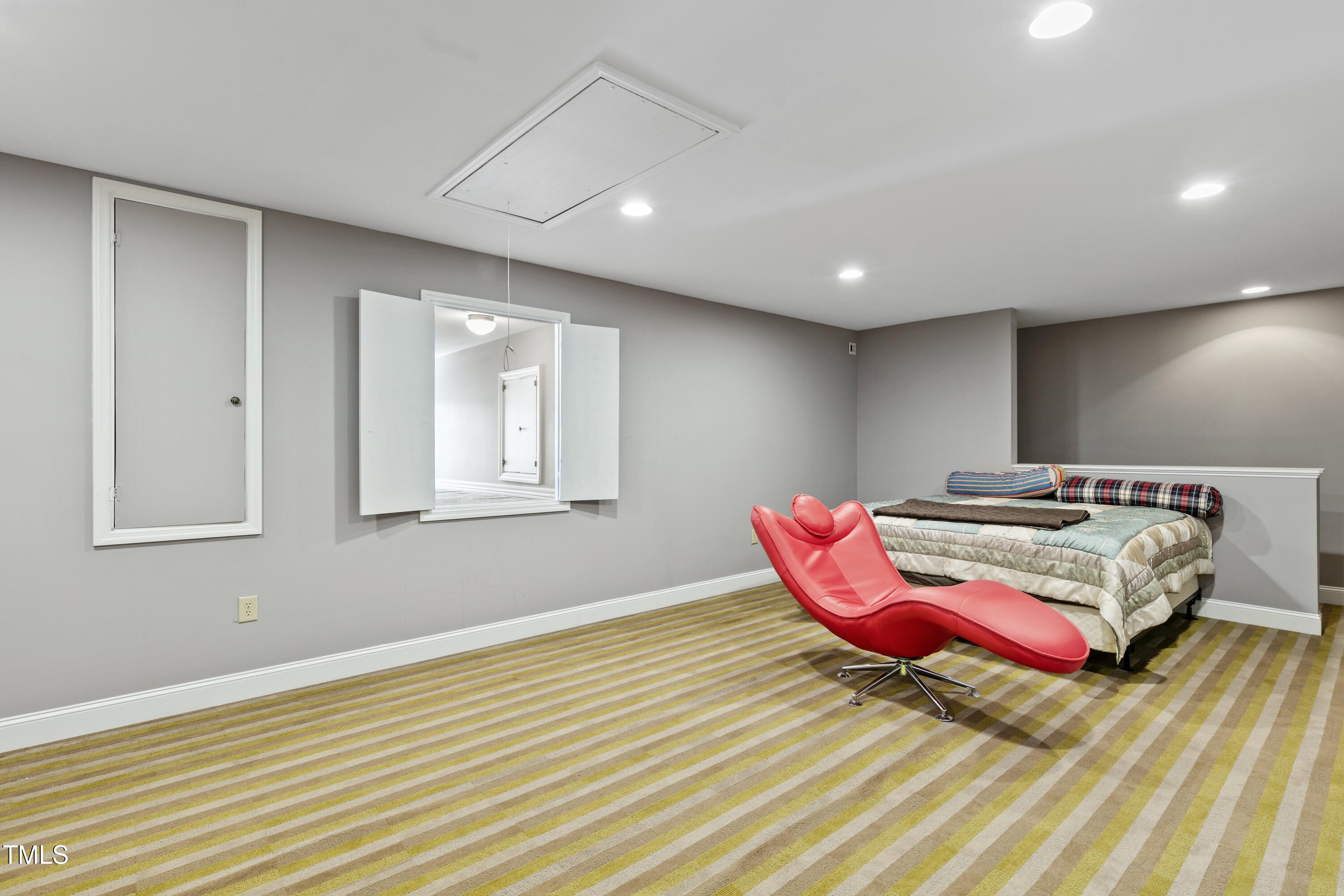 140 Sunstone Drive Cary, NC 27519 - Photo 34 of 41 140-sunstone-dr-cary-nc-usa-036