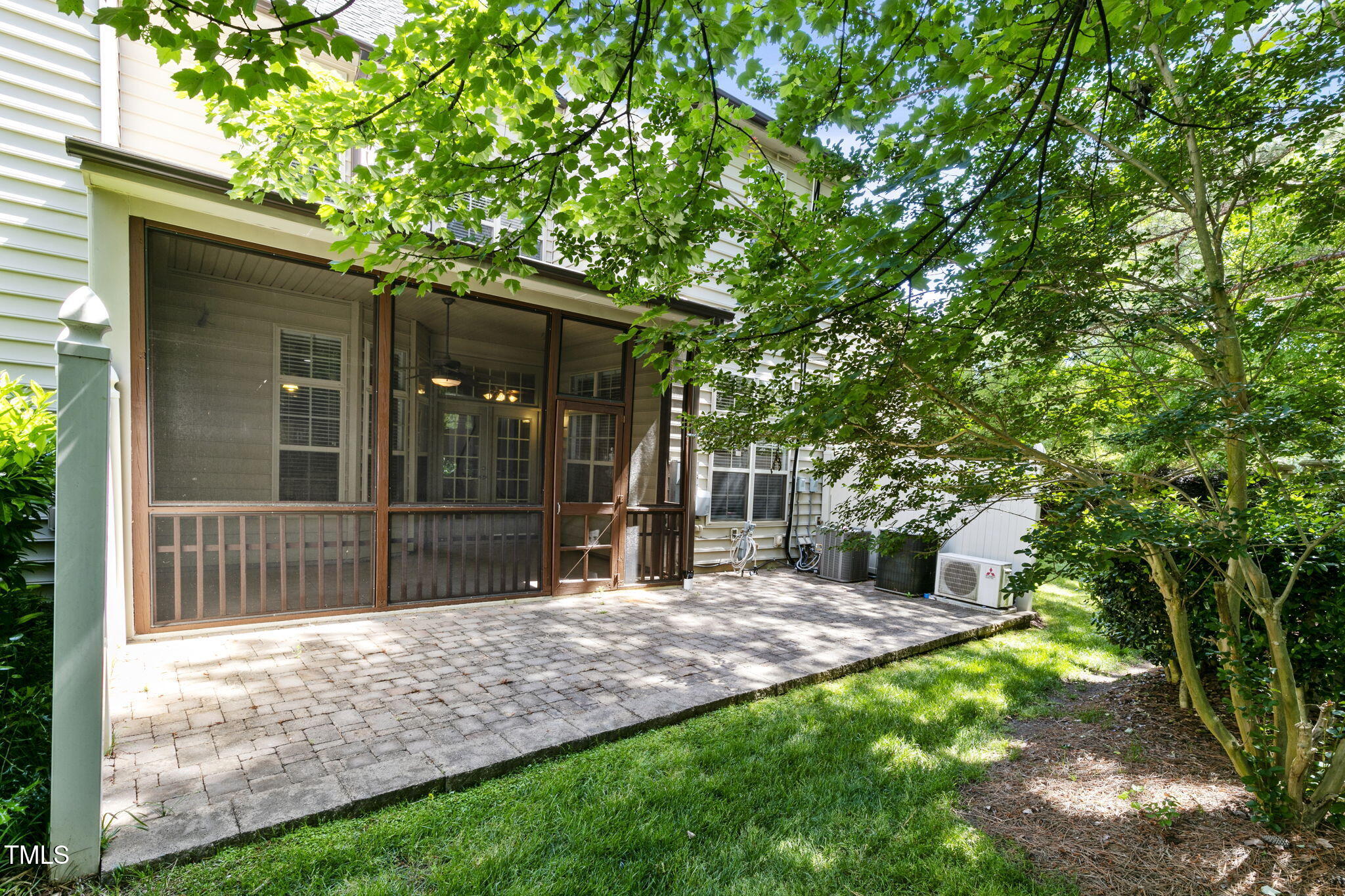 140 Sunstone Drive Cary, NC 27519 - Photo 35 of 41 33-web-or-mls-140-sunstone-dr-cary-nc-us