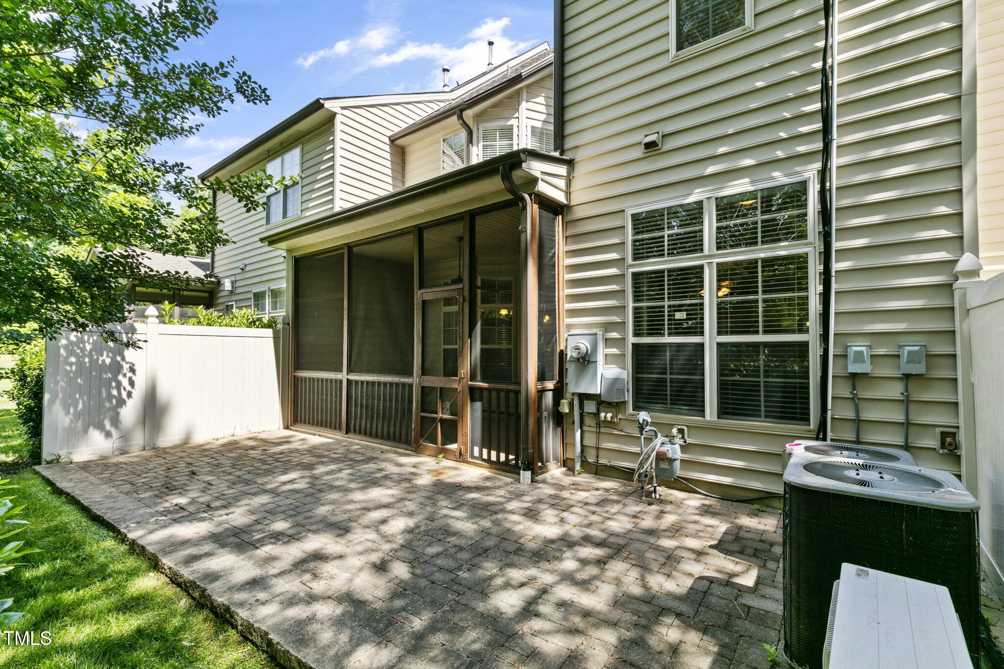 140 Sunstone Drive Cary, NC 27519 - Photo 37 of 41 35-web-or-mls-140-sunstone-dr-cary-nc-us