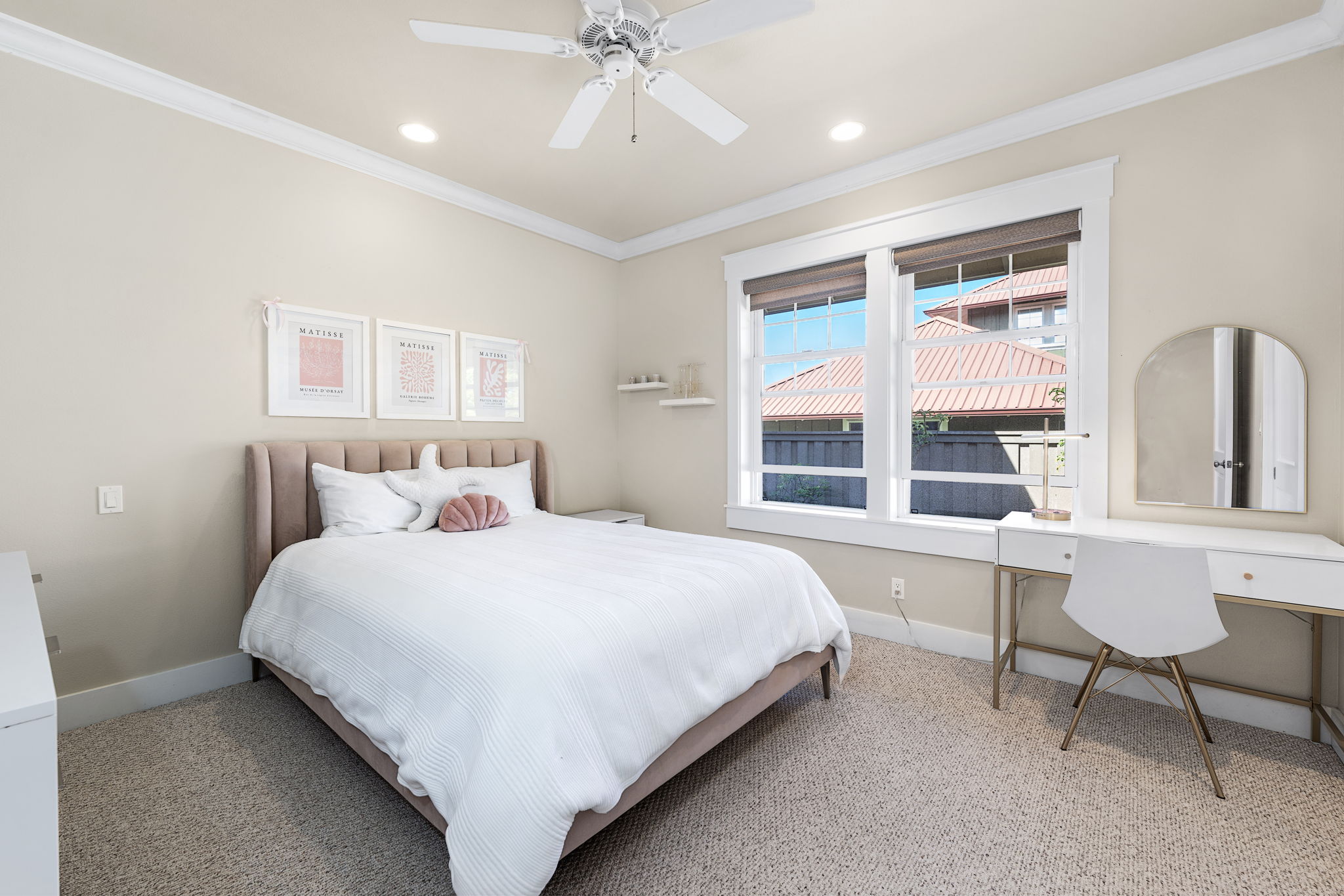 65-1294 Hoku Road Kamuela, HI 96743 - Photo 11 of 30 a large bed sitting in a bedroom next to a window