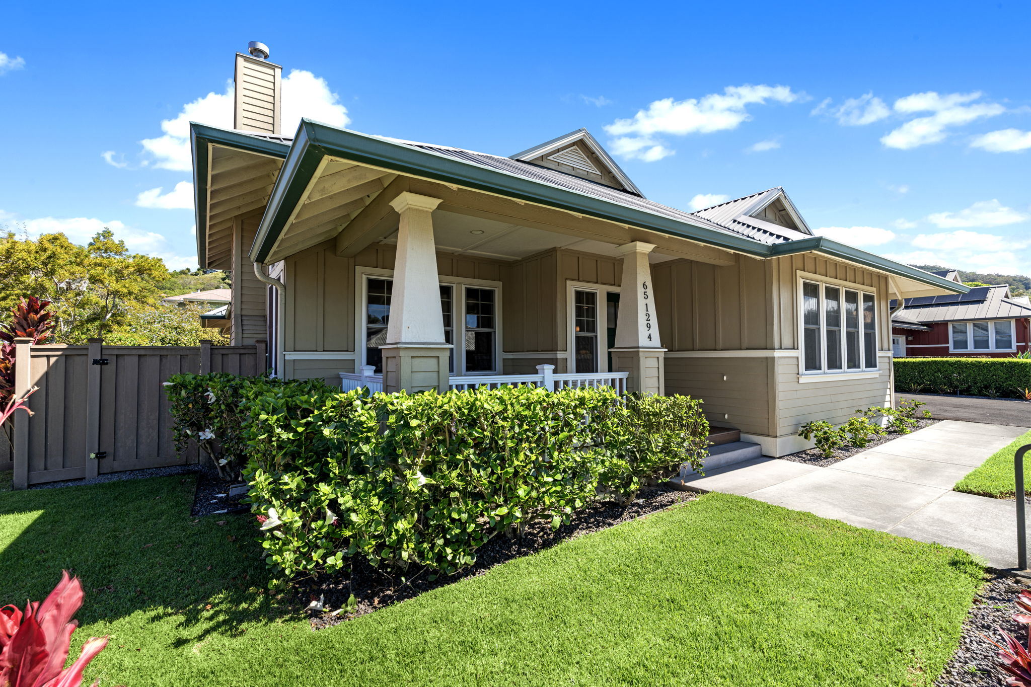 65-1294 Hoku Road Kamuela, HI 96743 - Photo 25 of 30 a front view of a house with garden