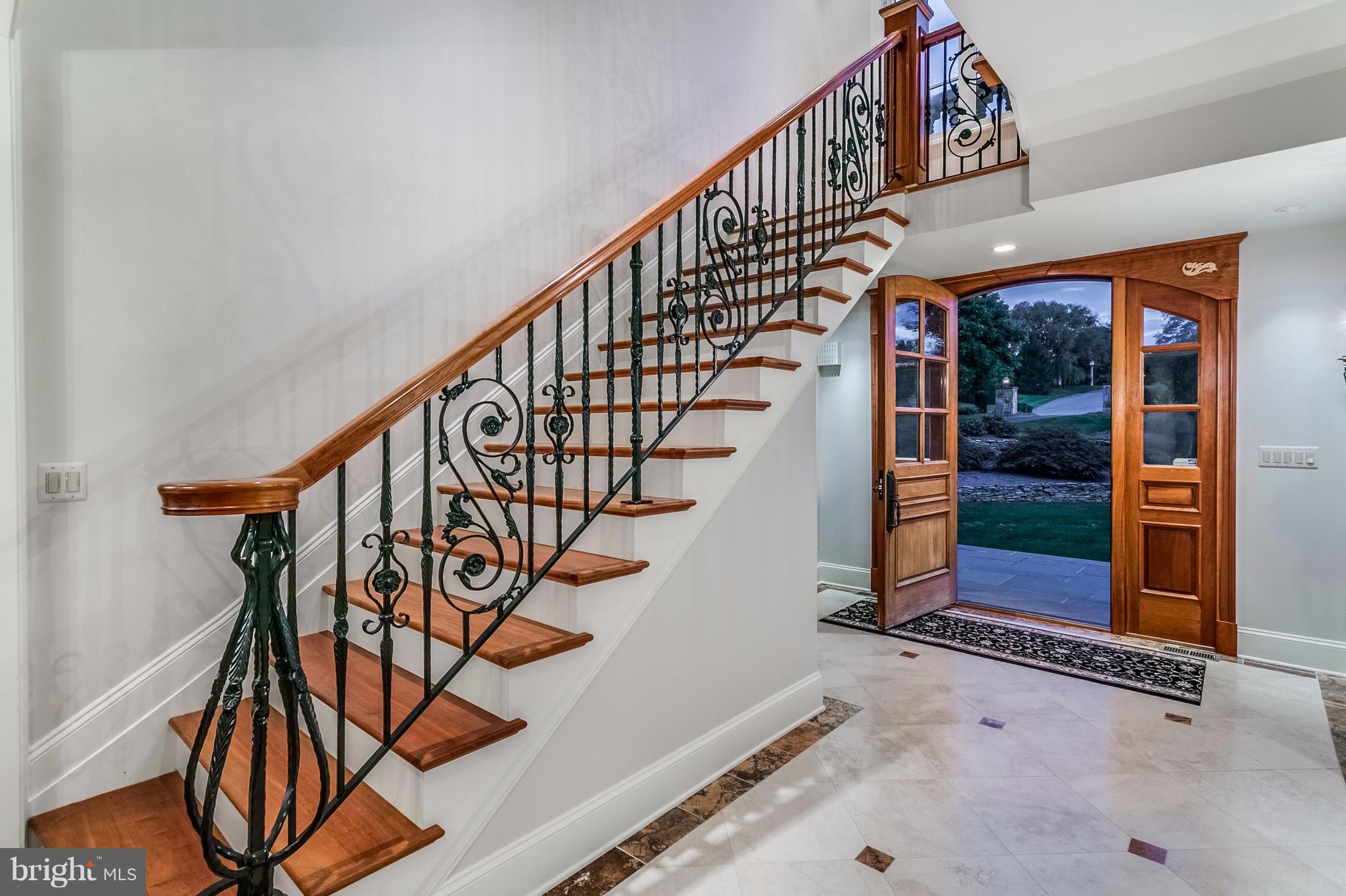 5 Hayfields Road Hunt Valley, MD 21030 - Photo 17 of 30 a view of entryway