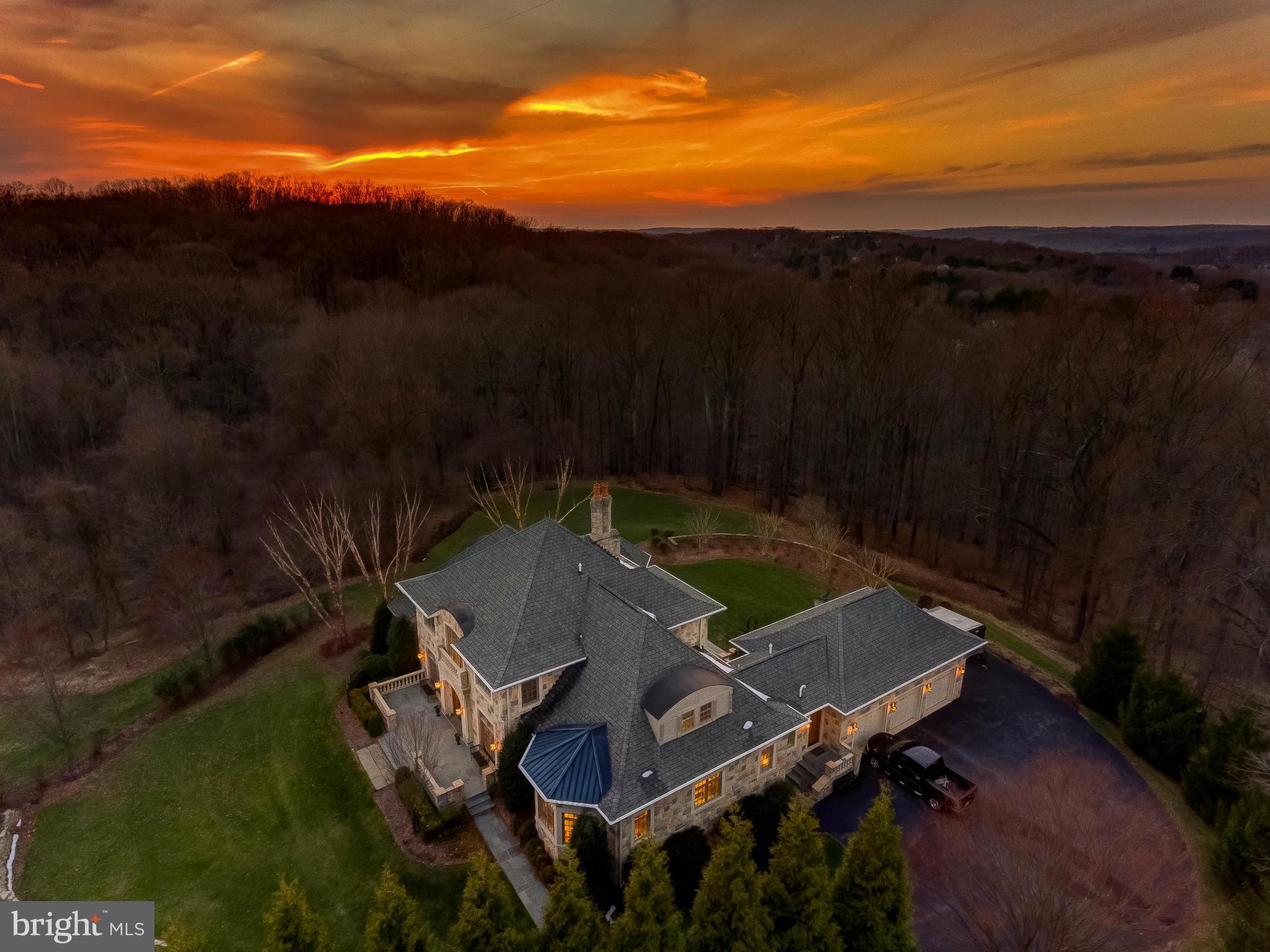 5 Hayfields Road Hunt Valley, MD 21030 - Photo 25 of 30 an aerial view of a backyard