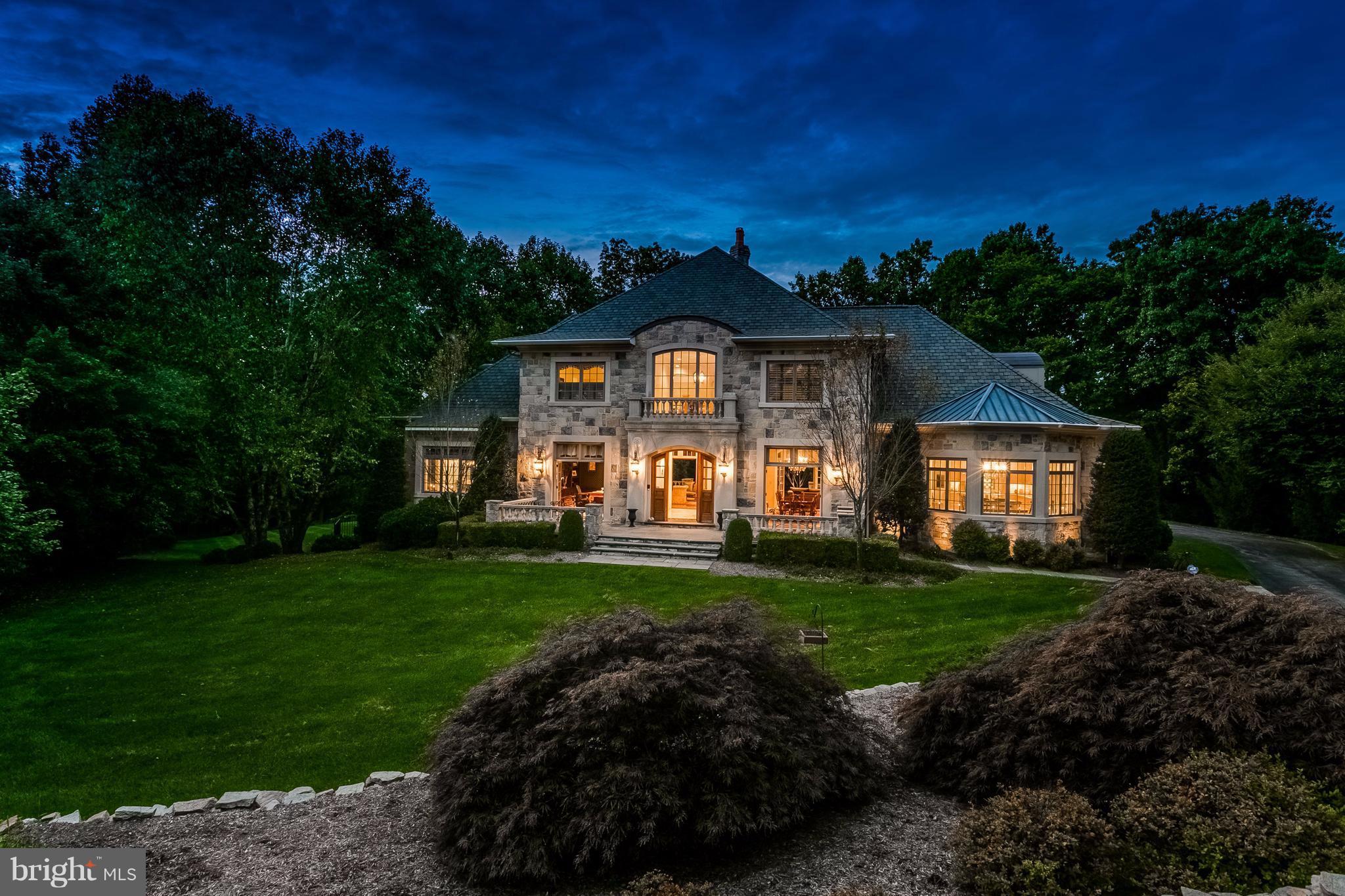 5 Hayfields Road Hunt Valley, MD 21030 - Photo 30 of 30 a front view of a house with a garden