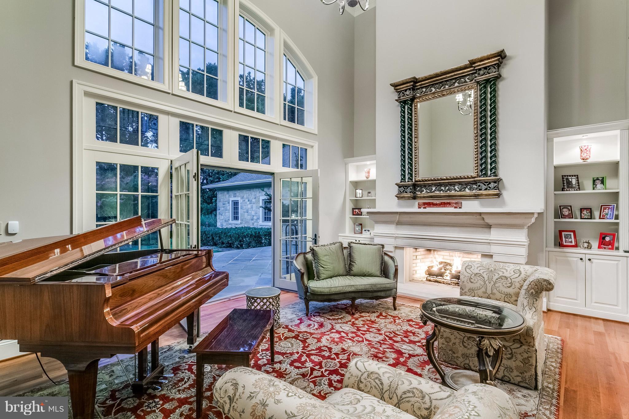 5 Hayfields Road Hunt Valley, MD 21030 - Photo 5 of 30 a living room with furniture and a piano