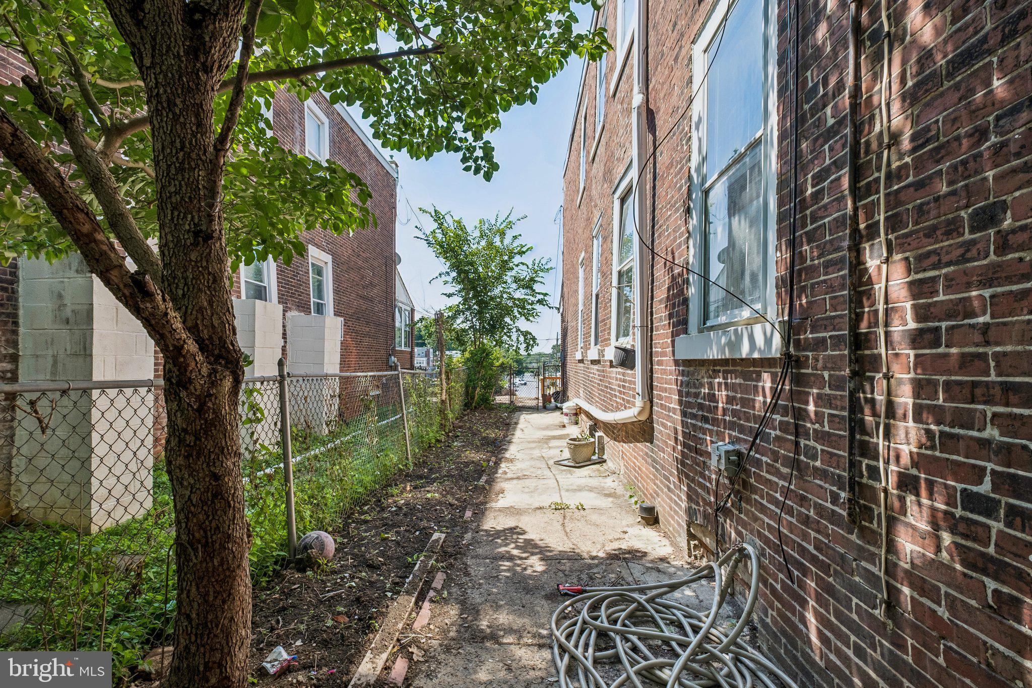 627 Walnut Street Darby, PA 19023 - Photo 37 of 42