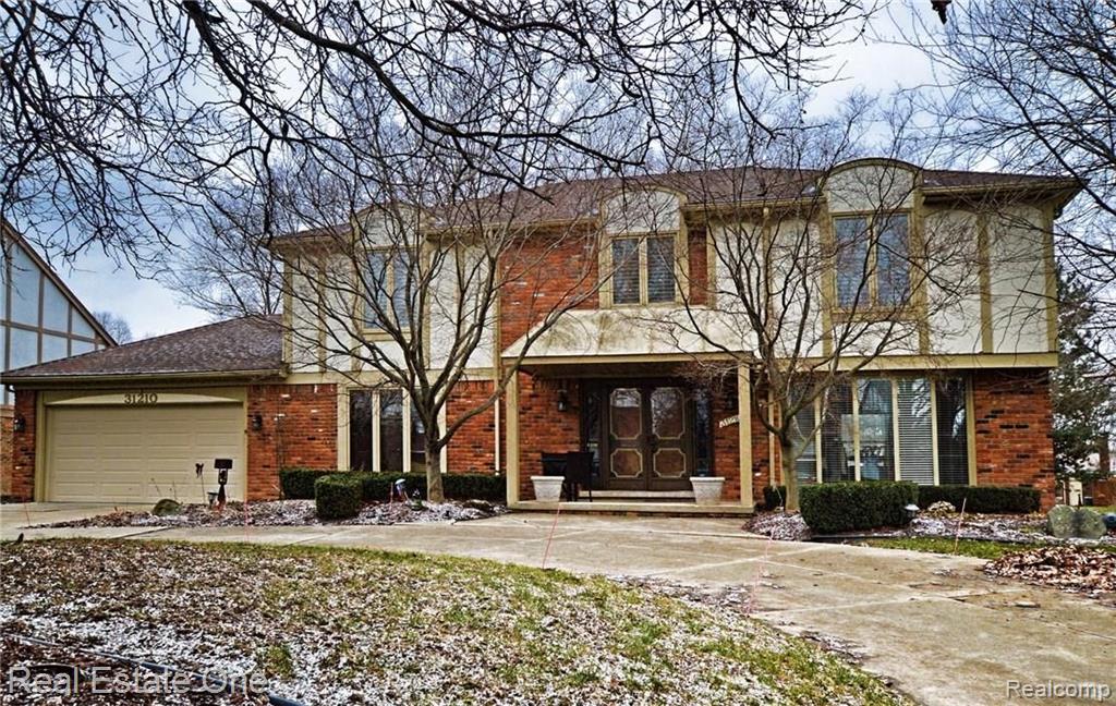 31210 Claymore Road Farmington Hills, MI 48331 - Photo 1 of 21
