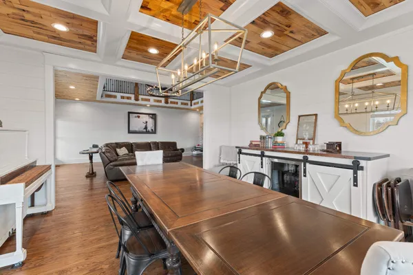 $2,399,999 | 1103 Rogues Fork Road, Bethpage, TN 37022