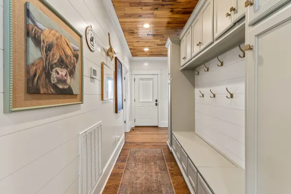 $2,399,999 | 1103 Rogues Fork Road, Bethpage, TN 37022