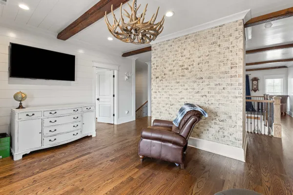 $2,399,999 | 1103 Rogues Fork Road, Bethpage, TN 37022