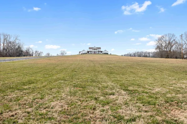 $2,399,999 | 1103 Rogues Fork Road, Bethpage, TN 37022