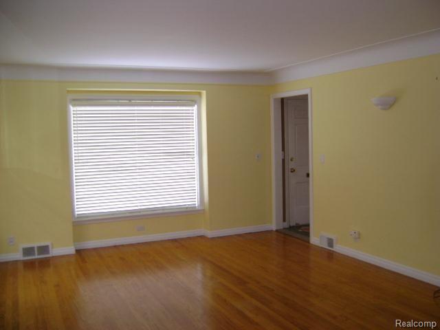 405 Lothrop Road Grosse Pointe, MI 48236 - Photo 3 of 13 DINING