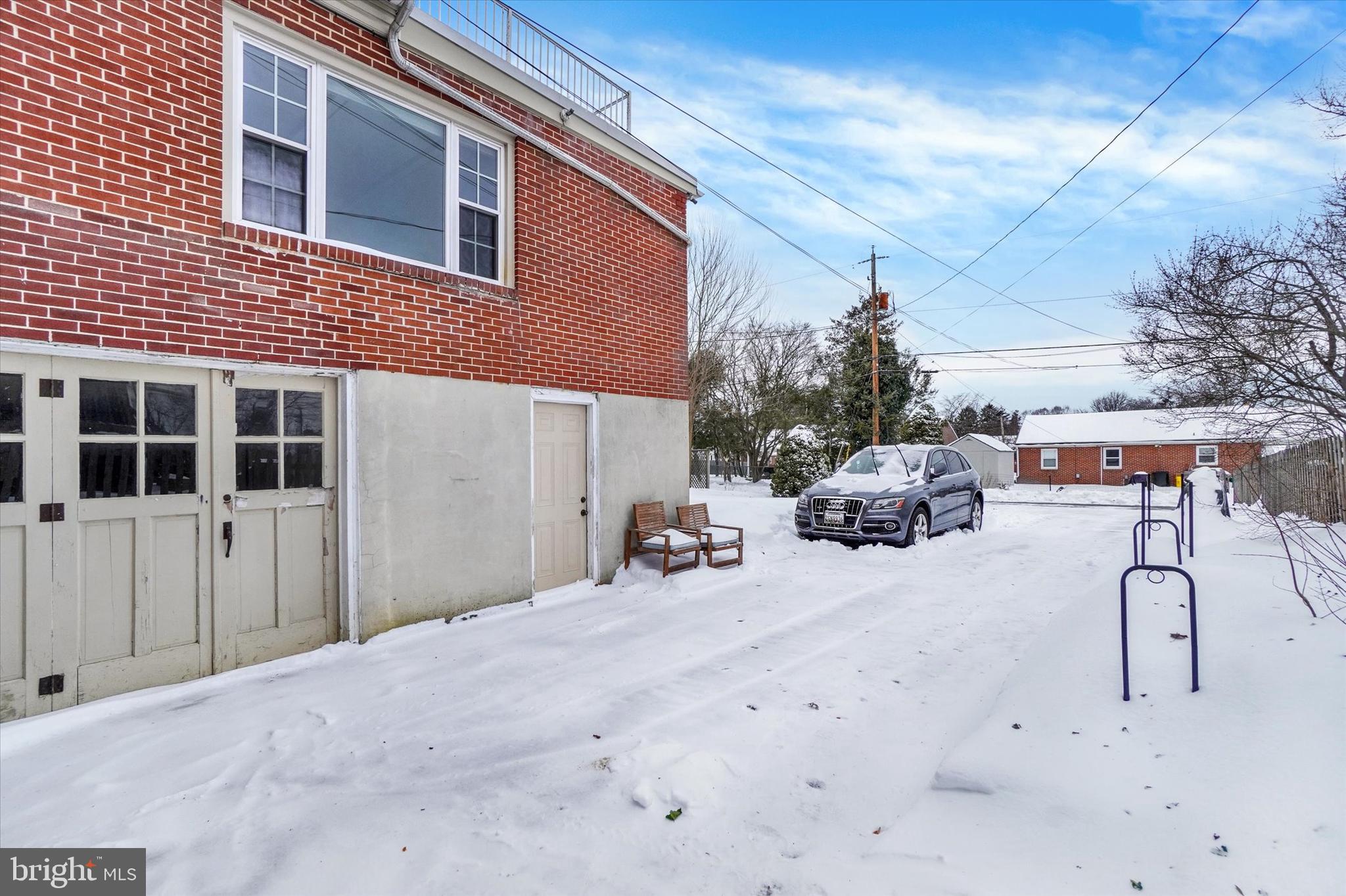 327 Creston Road York, PA 17403 - Photo 26 of 32 Gallery Image 26