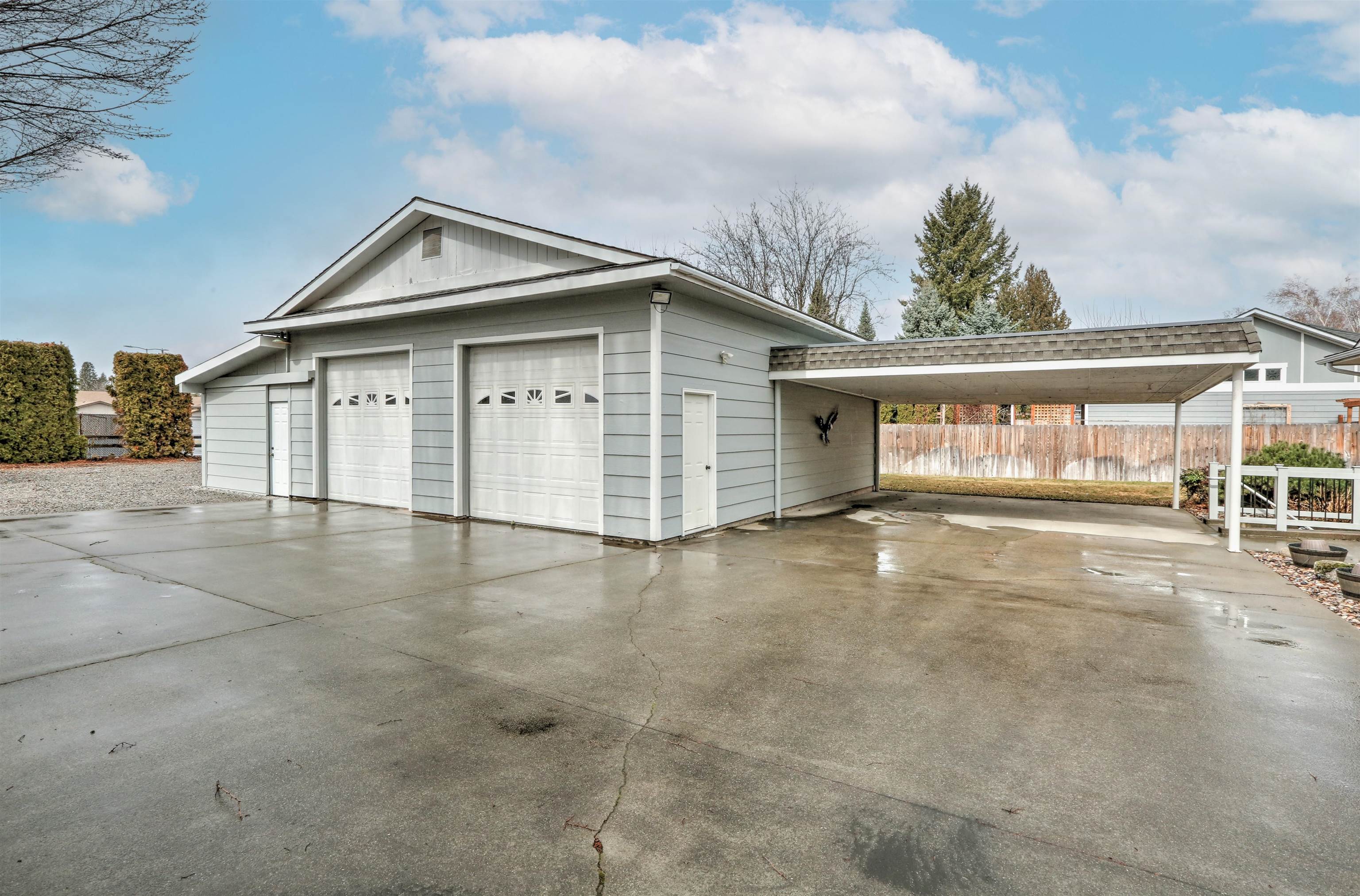 1105 North Pierce Road Spokane Valley, WA 99206 - Photo 3 of 36 Gallery Image 3