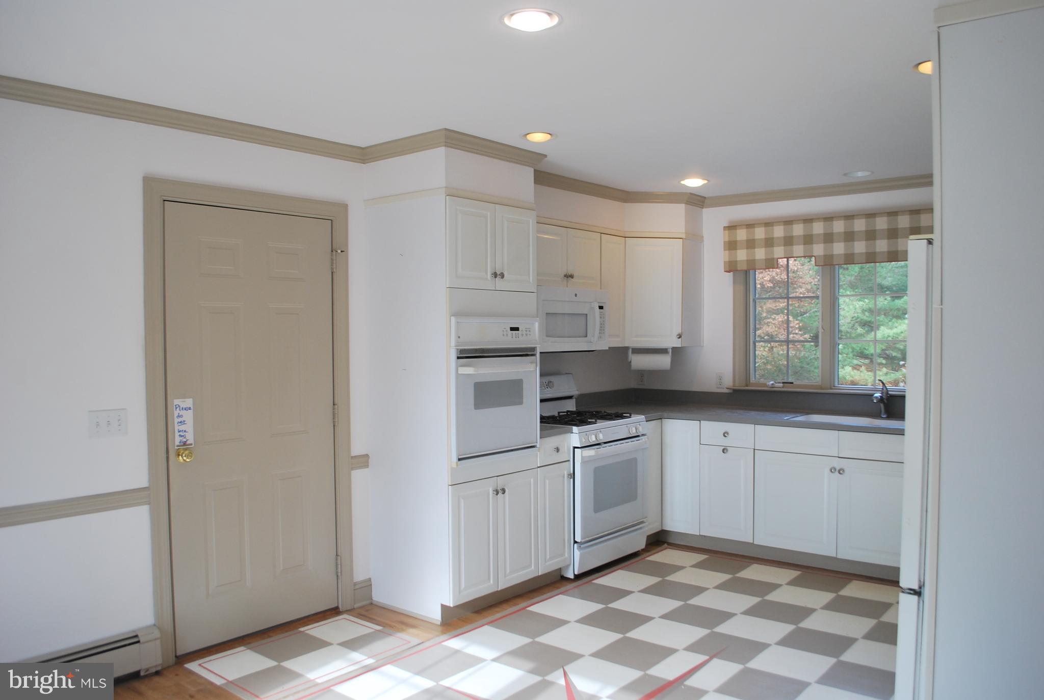 6765 Cookes Hope Road Easton, MD 21601 - Photo 11 of 46 Kitchen