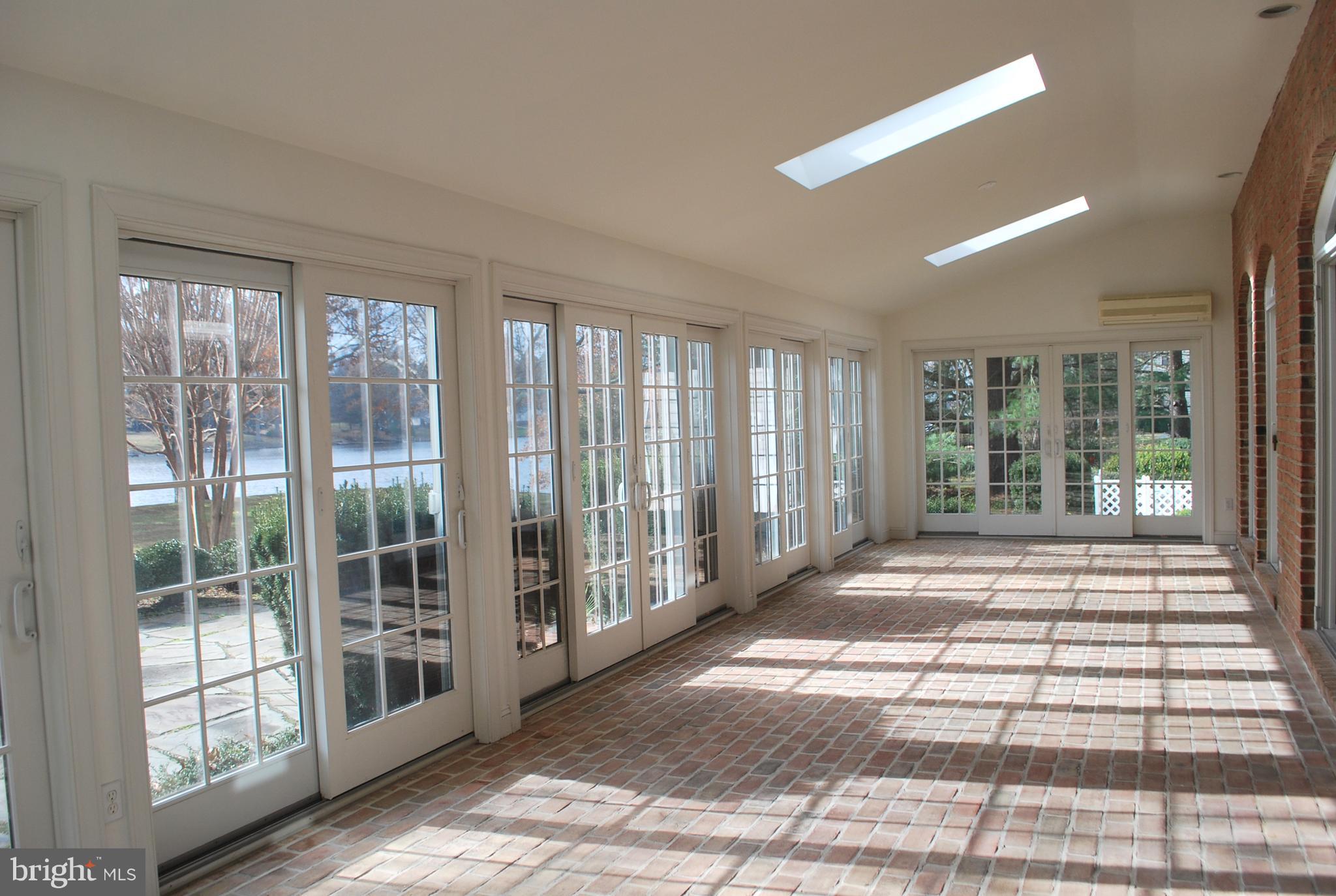 6765 Cookes Hope Road Easton, MD 21601 - Photo 15 of 46 River room