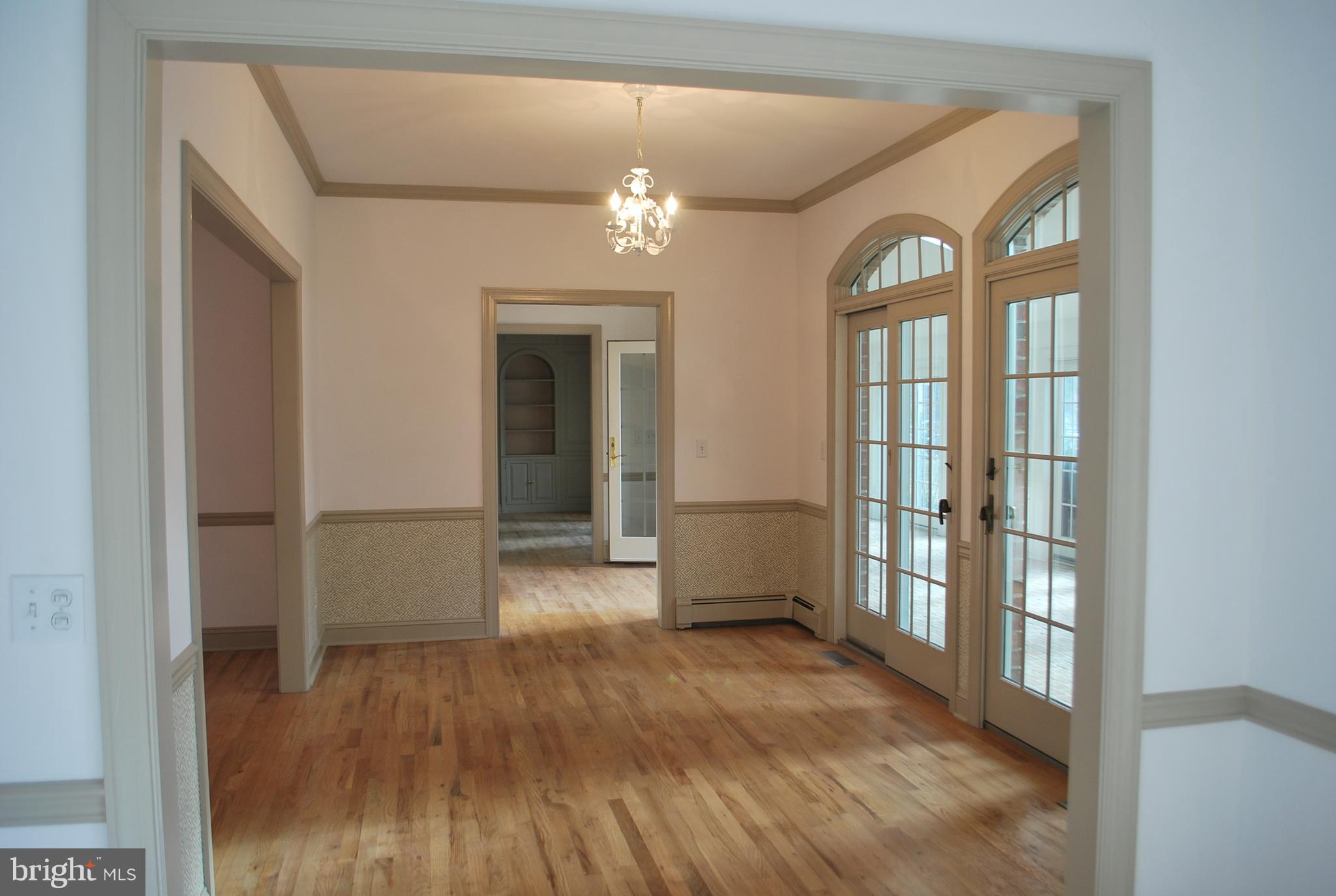 6765 Cookes Hope Road Easton, MD 21601 - Photo 9 of 46 Dining room