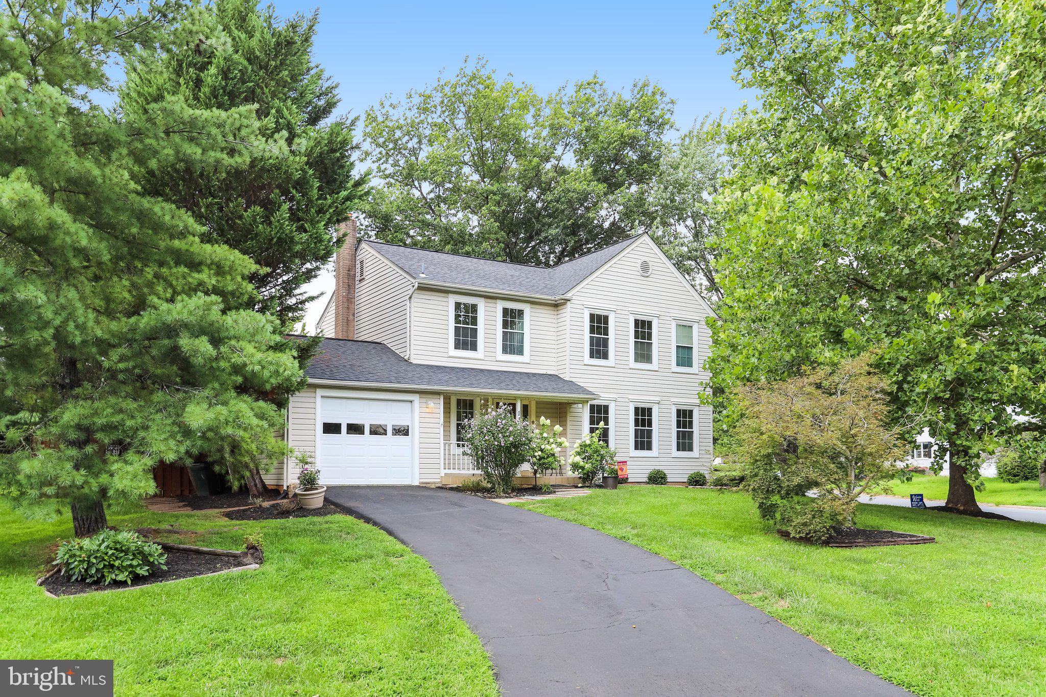 131 Seneca Ridge Drive Sterling, VA 20164 - Photo 1 of 44 Gallery Image 1